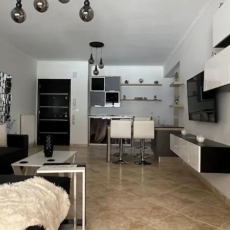 Anna Kavros Luxury *