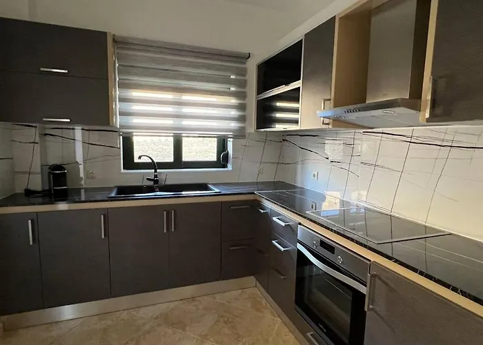 Anna Kavros Luxury Apartment *